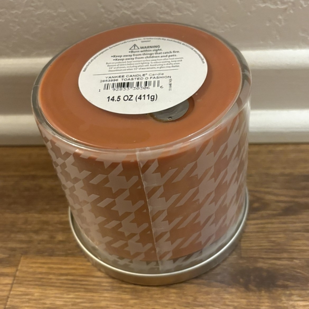 YANKEE CANDLE Toasted Old Fashioned (Medium 3 Wick Candle) NEW! - Picture 11 of 16